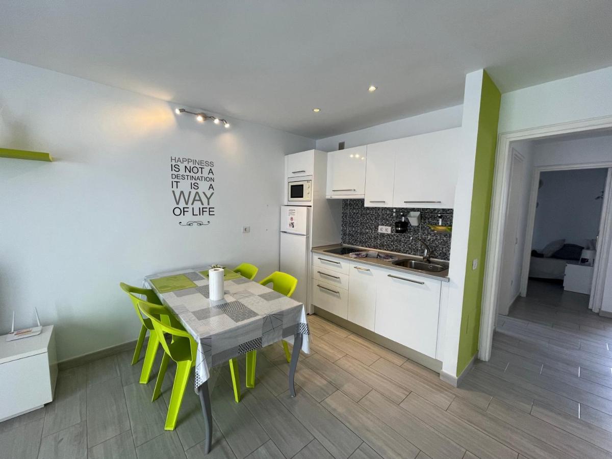 Pistachio Apartment 323 - Lanzarote Apartment Costa Teguise Buitenkant foto
