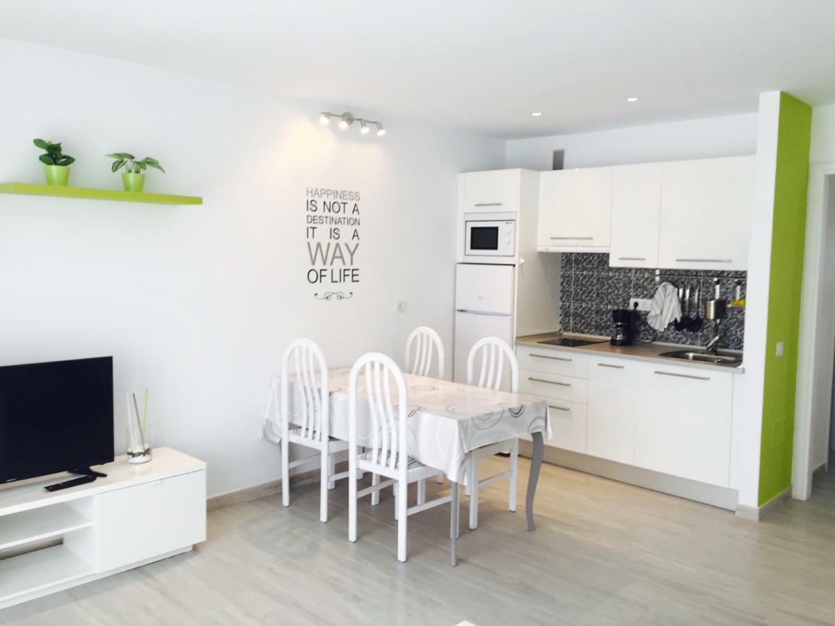 Pistachio Apartment 323 - Lanzarote Apartment Costa Teguise Buitenkant foto